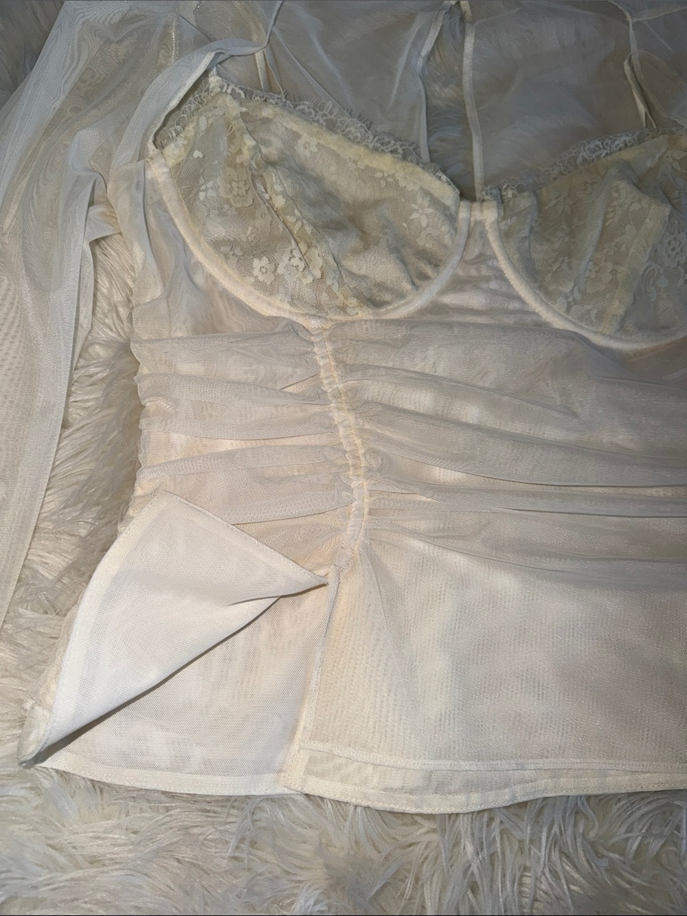 MISTRESS ROCKS Cream Underwired Top - Picture 11 of 16